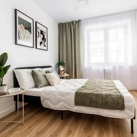 Old Town Rynek Ul Wiezienna * Wrocław